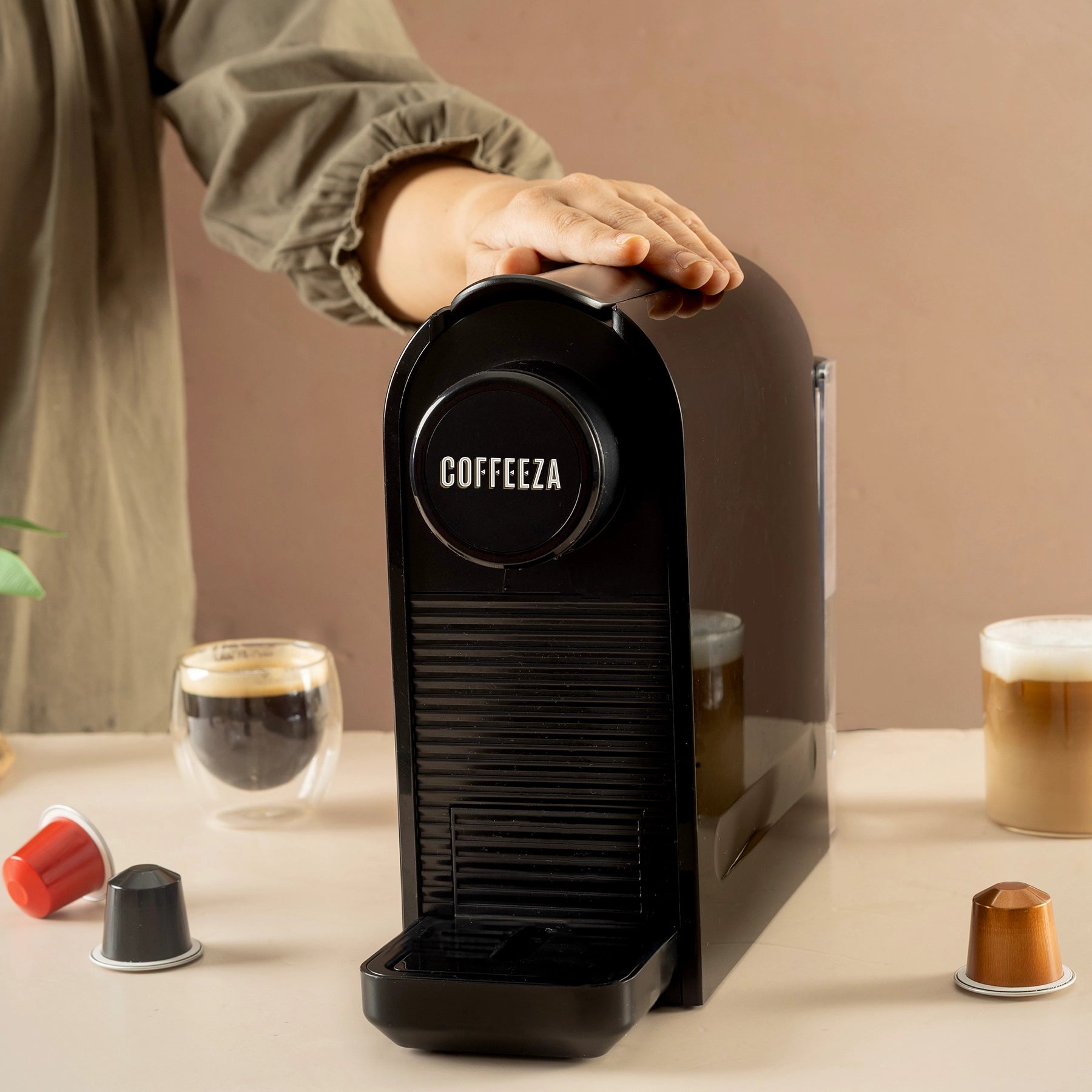 Finero Prime Coffee Machine + 10 FREE Coffee Capsules + 1 Year Membership Benefits